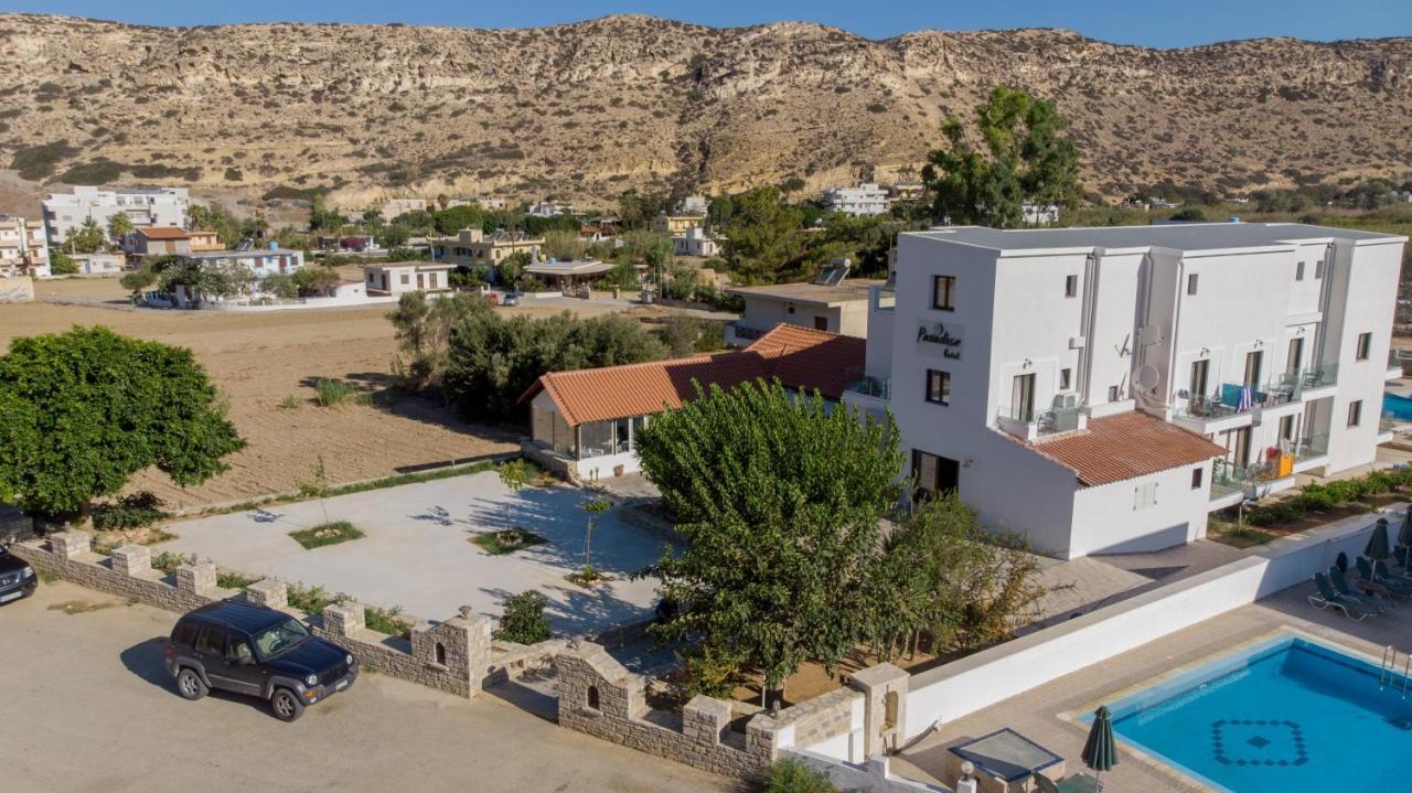 Paradise Hotel 3*