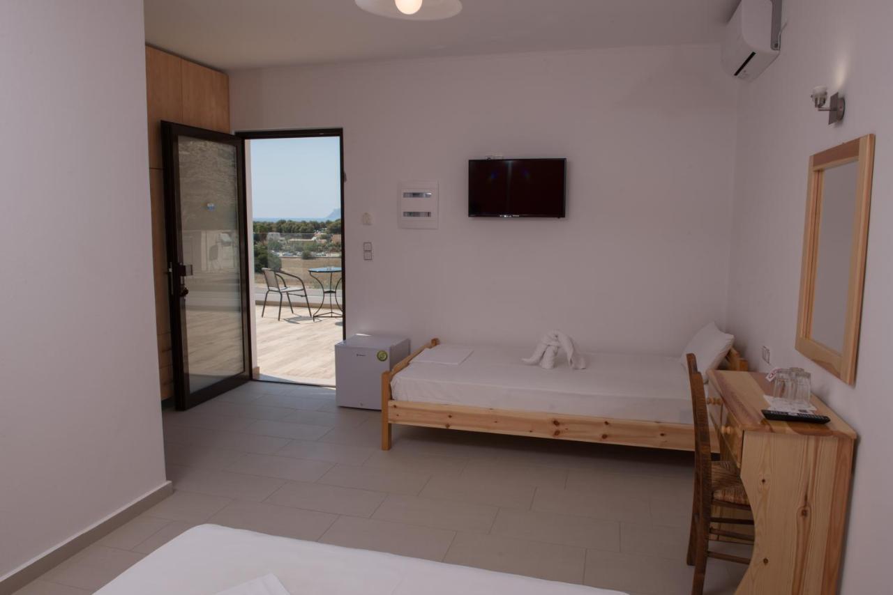Paradise 3*